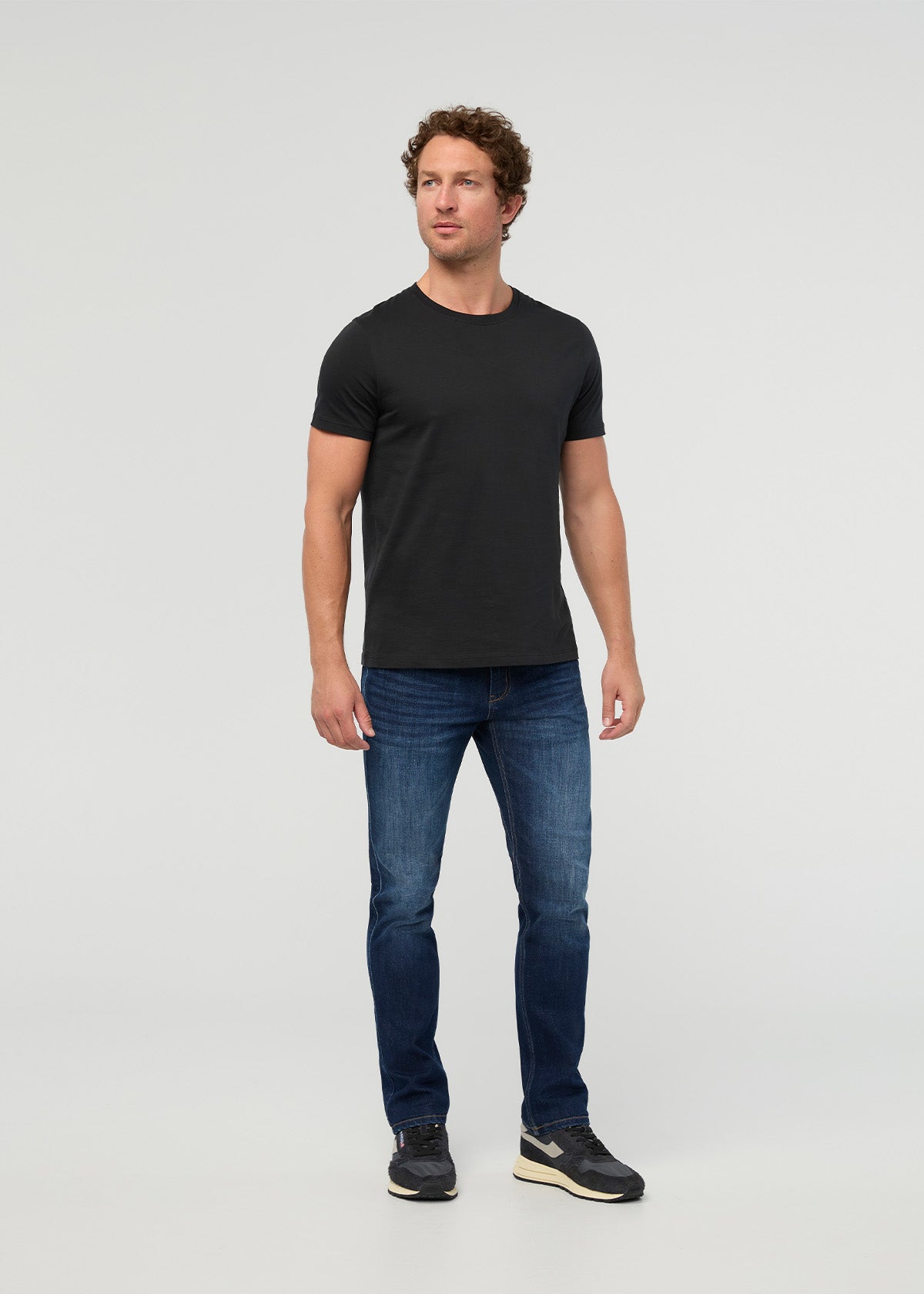 DUER Performance Denim+ Slim Straight in Heritage Indigo