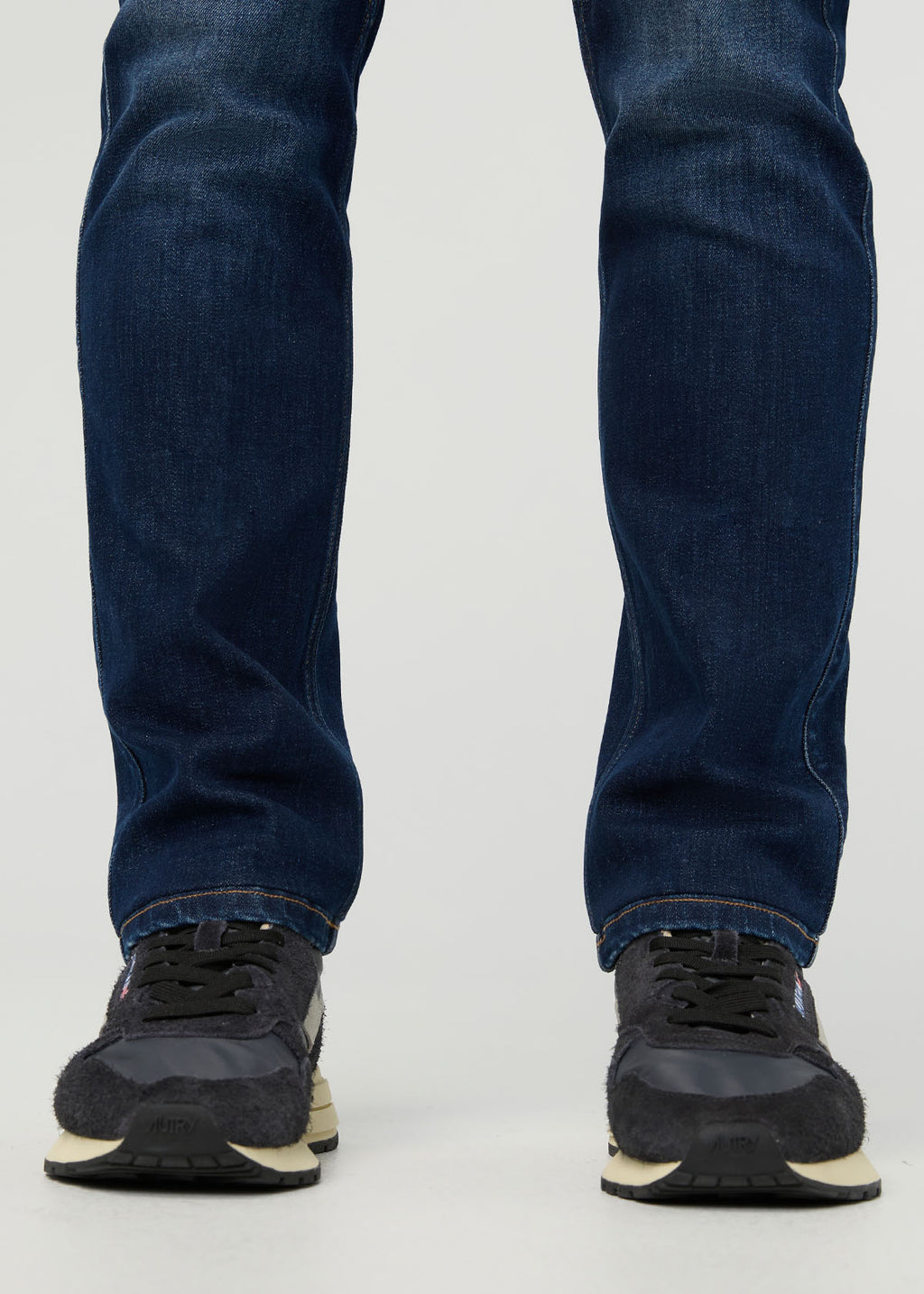DUER Performance Denim+ Slim Straight in Heritage Indigo