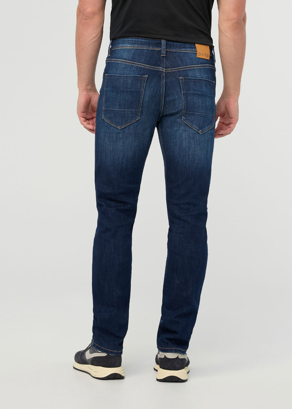 DUER Performance Denim+ Slim Straight in Heritage Indigo