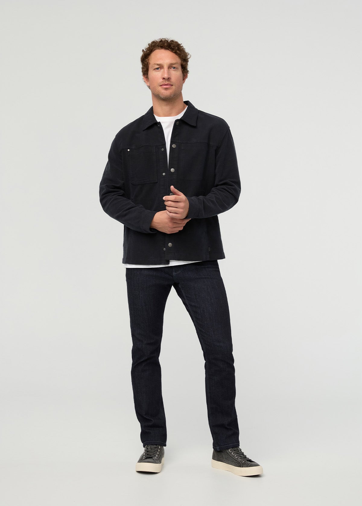 DUER Performance Denim Slim Straight in Rinse