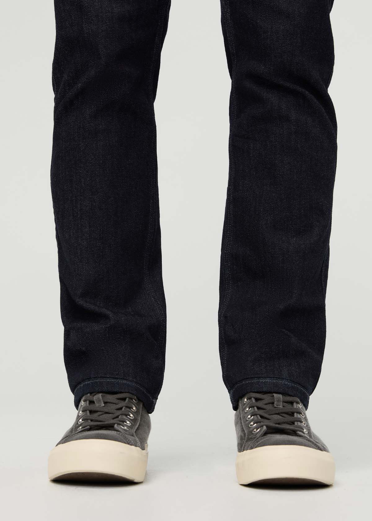 DUER Performance Denim Slim Straight in Rinse