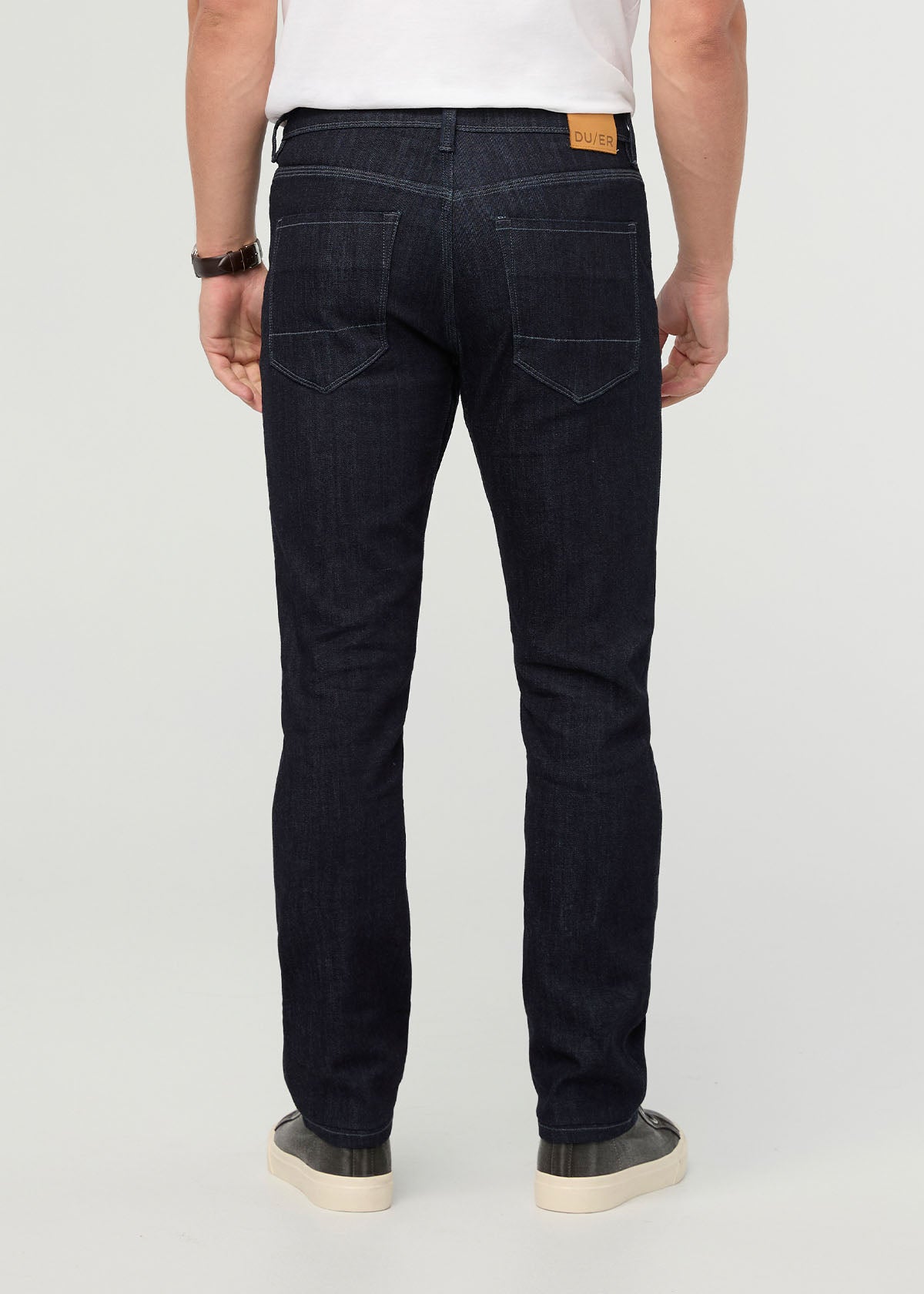 DUER Performance Denim Slim Straight in Rinse