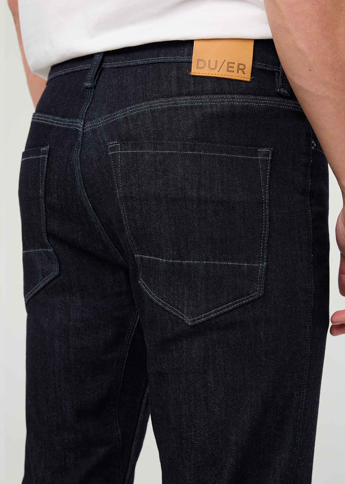 DUER Performance Denim Slim Straight in Rinse