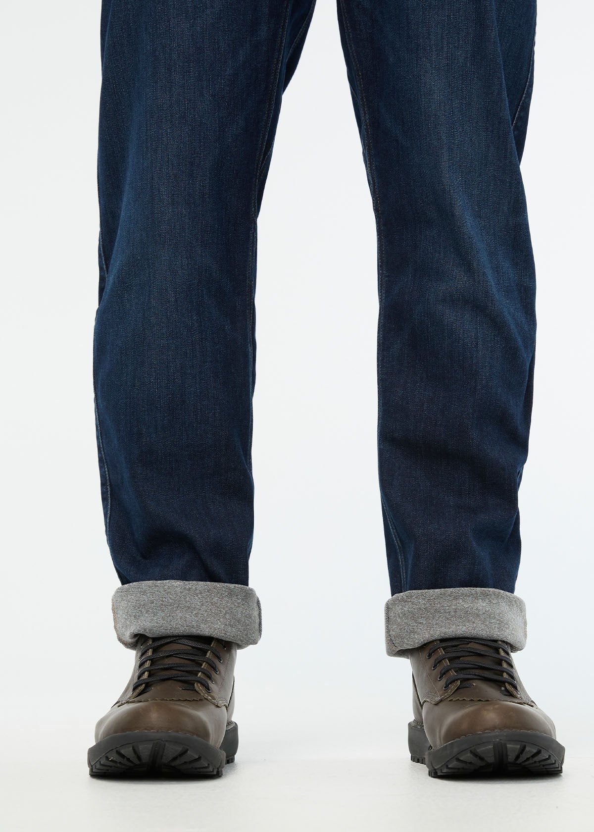 DUER Tech Fleece Denim Straight in Cold Front