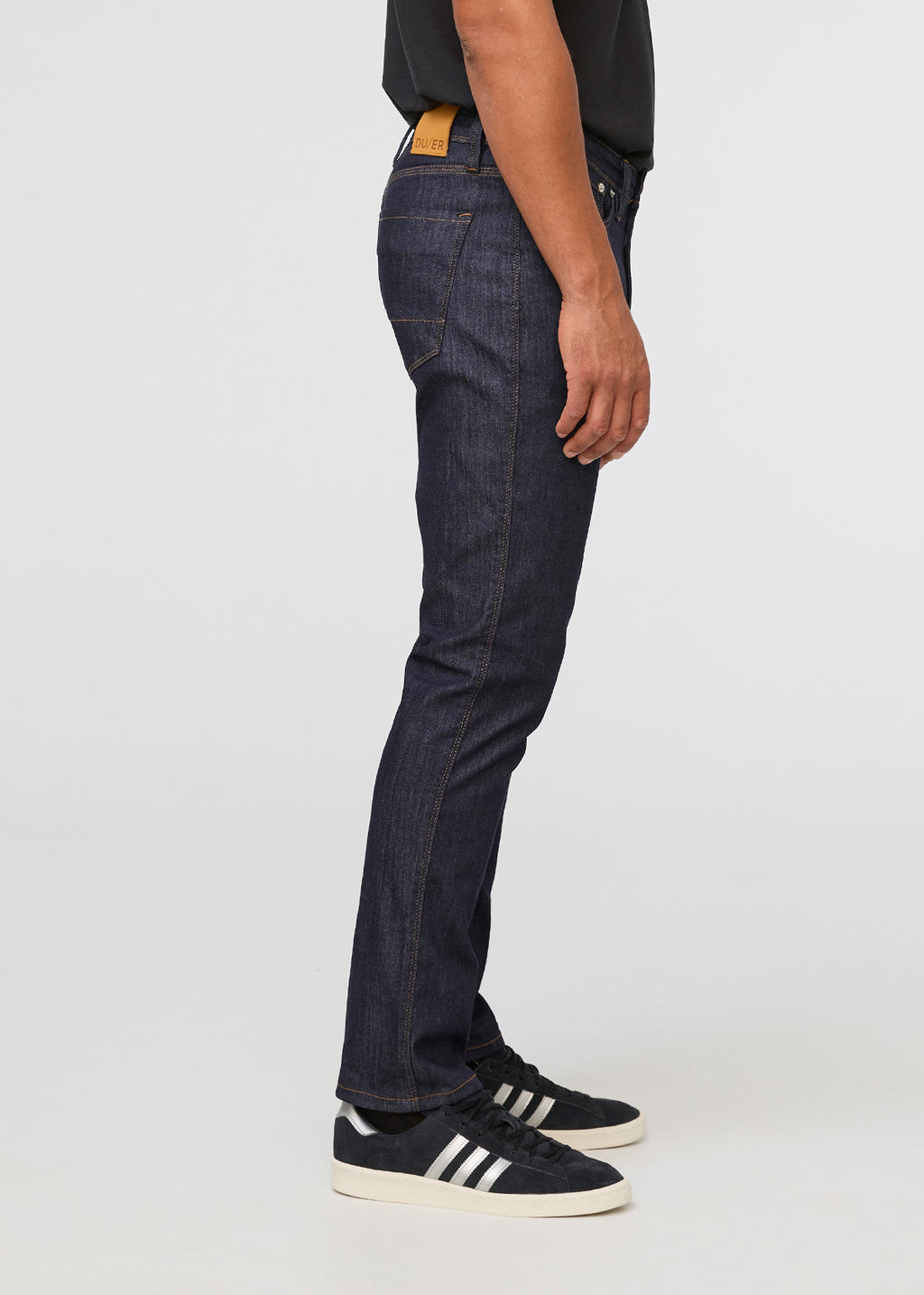 DUER Performance Denim Athletic Taper in Heritage Rinse