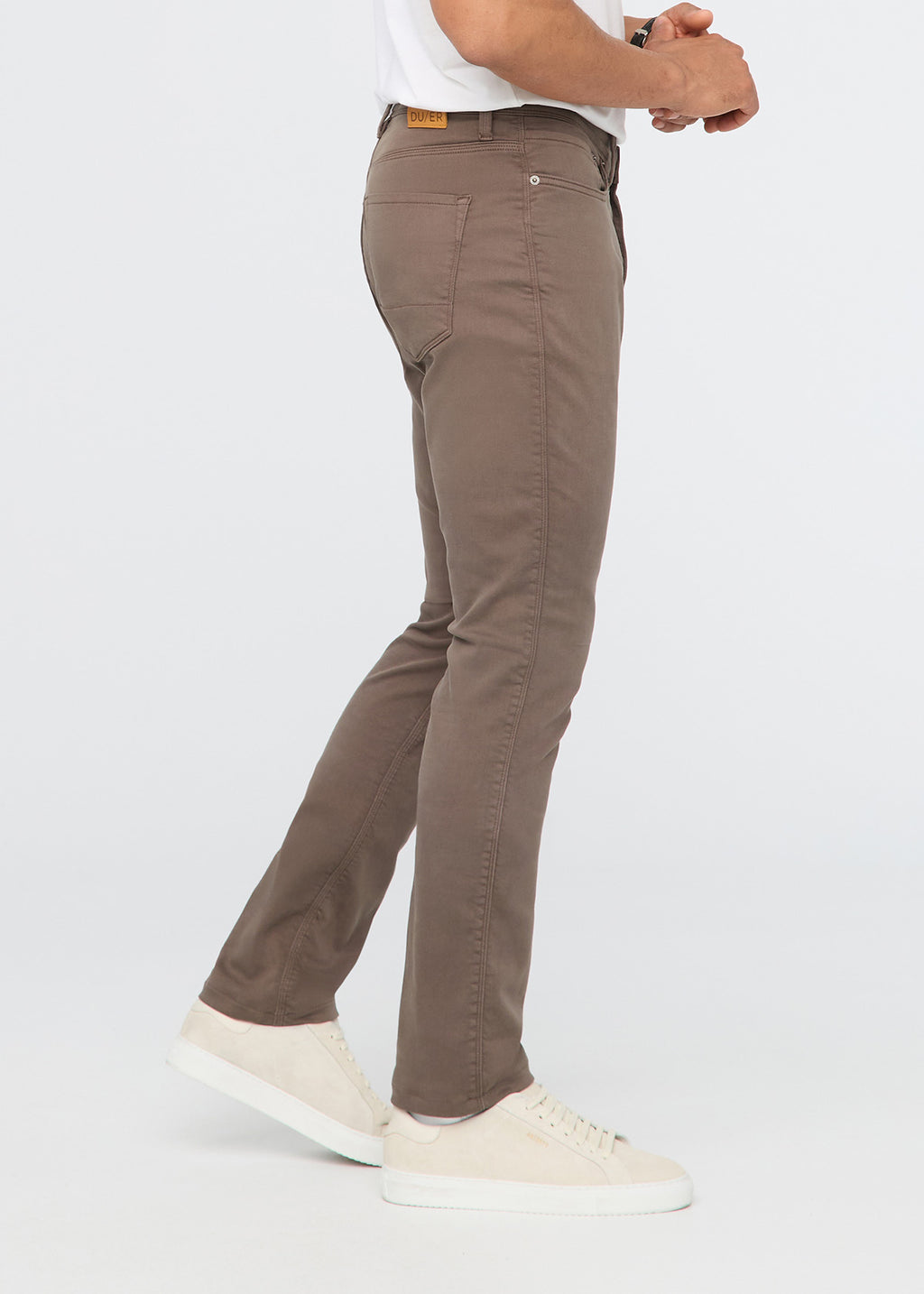 DUER No Sweat Athletic Taper in Canteen