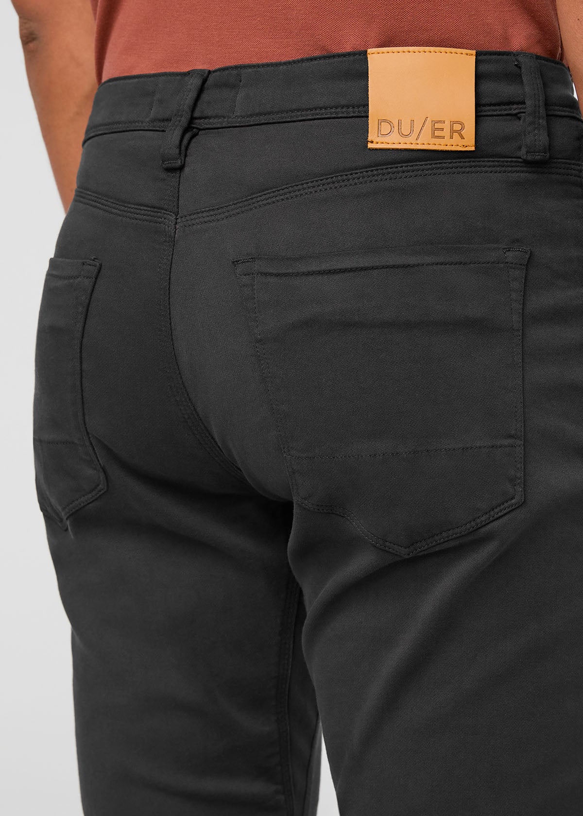 DUER No Sweat Athletic Taper in Slate